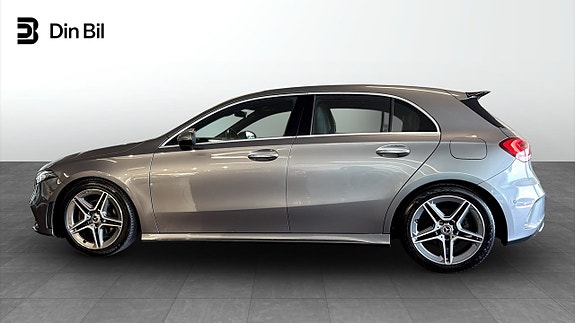 Mercedes-Benz A180 d 2 of 5