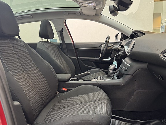Peugeot 308 17 of 17
