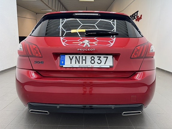 Peugeot 308 6 of 17