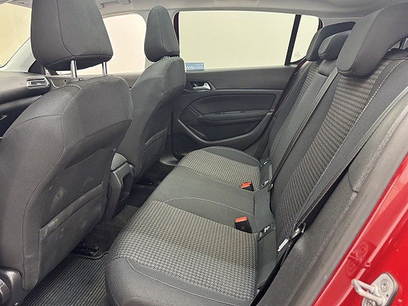 Peugeot 308 16 of 17
