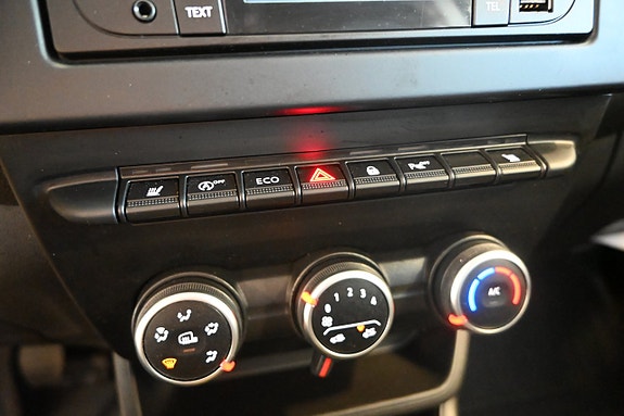 Renault Kangoo Express 17 of 18