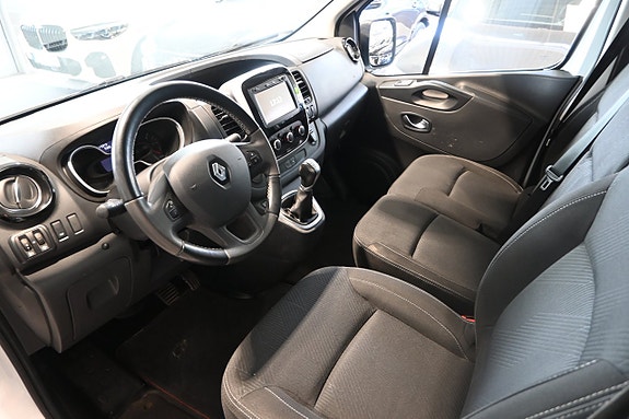 Renault Trafic 6 of 18