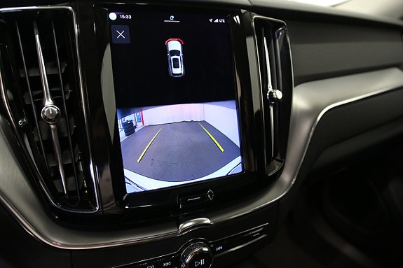 Volvo XC60 25 of 25