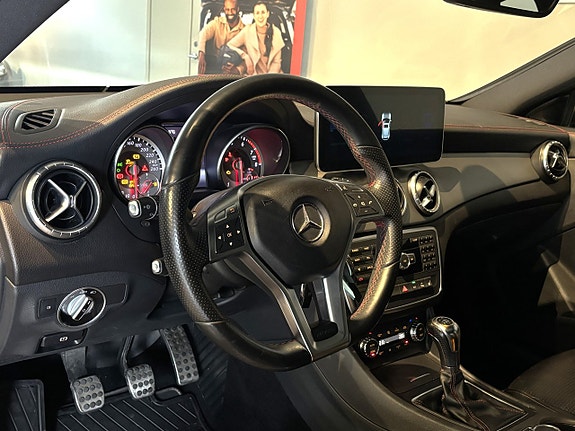 Mercedes-Benz CLA180 9 of 22