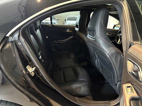 Mercedes-Benz CLA180 21 of 22