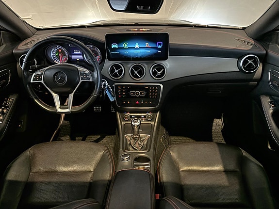 Mercedes-Benz CLA180 10 of 22