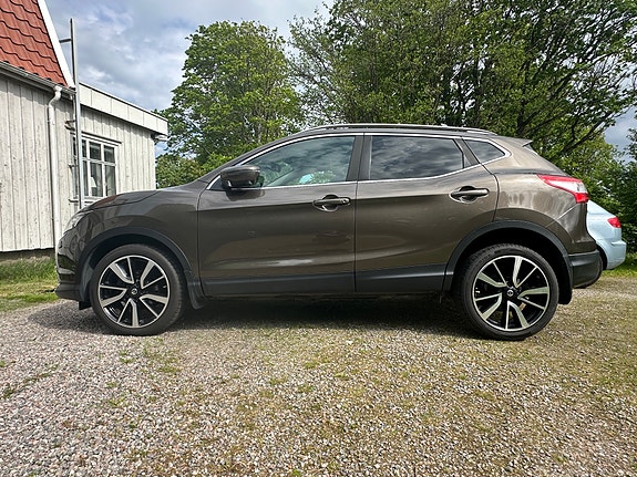 Nissan Qashqai 3 of 5