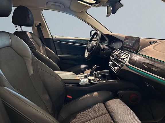 BMW 520d 16 of 22
