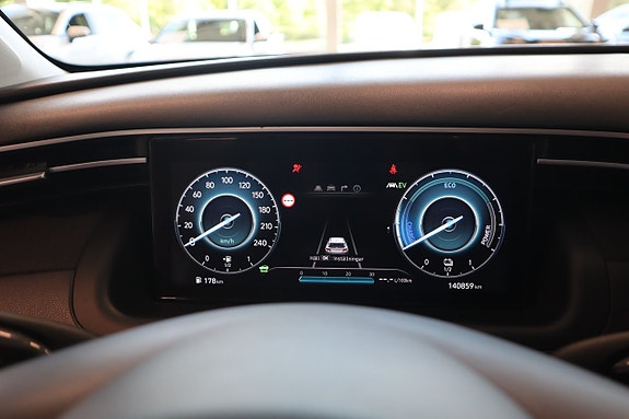 Hyundai Tucson 13 of 15