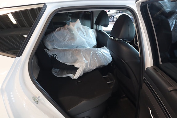 Hyundai Tucson 8 of 15