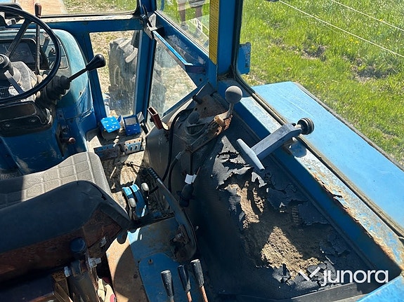 Traktor - Ford, 4610/2 4WD 20 of 29