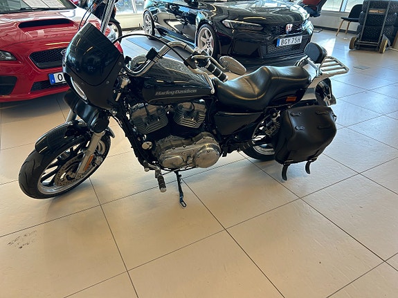 Harley-Davidson Sportster 883 4 of 5
