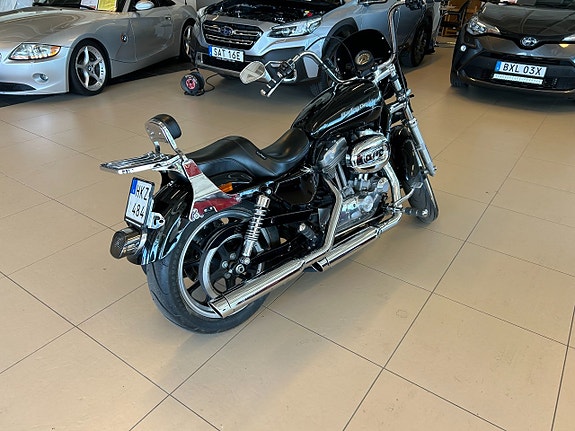 Harley-Davidson Sportster 883 2 of 5