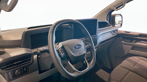 Ford E-Custom 5 of 9