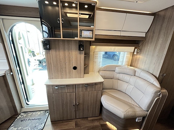Kabe Imperial 780 TDL FK KS /ALDE/Mover/Solcell/AC/Läder/Ugn/Front kök/ 14 of 28