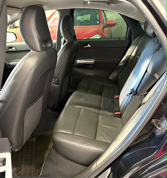 Volvo S40 15 of 21