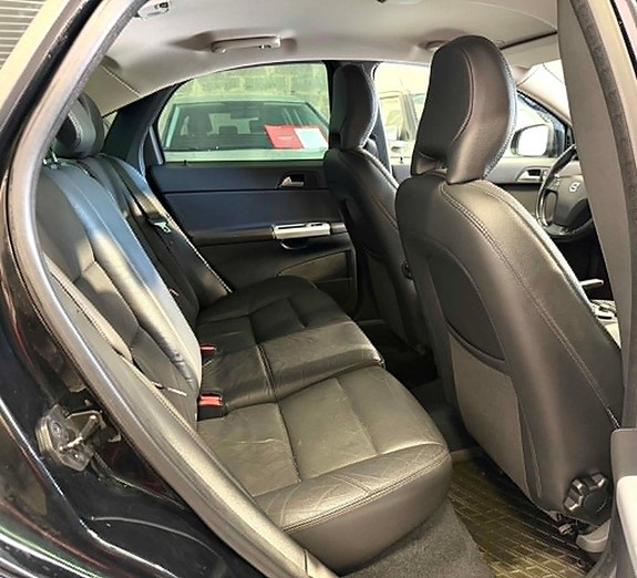 Volvo S40 14 of 21