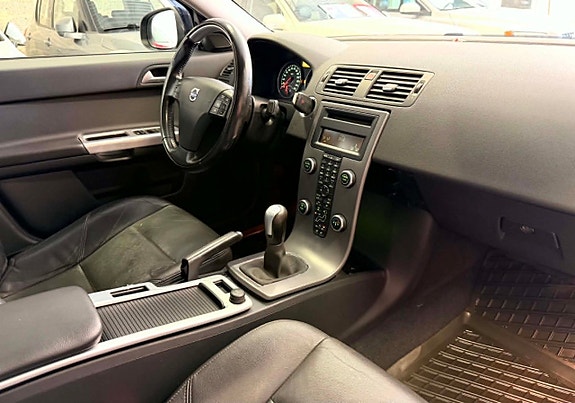 Volvo S40 9 of 21