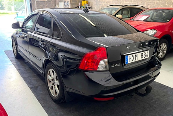 Volvo S40 5 of 5