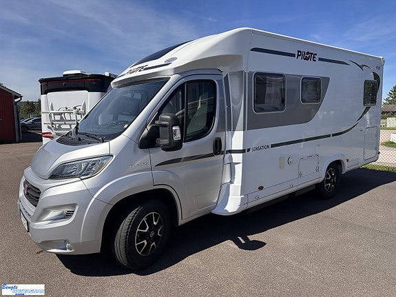 Pilote P 700 GJ | AUTOMAT | DIESELVÄRME | LUFTFJÄDRING 2 of 18