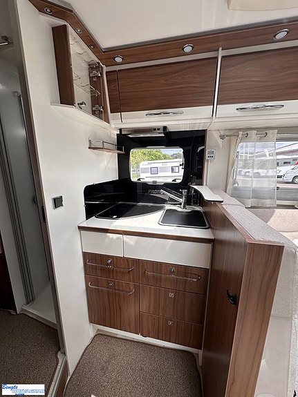 Pilote P 700 GJ | AUTOMAT | DIESELVÄRME | LUFTFJÄDRING 10 of 18