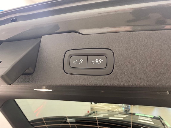 Volvo V60 19 of 28