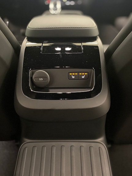 Volvo V60 17 of 28