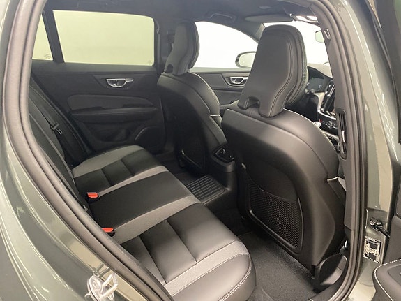 Volvo V60 16 of 28