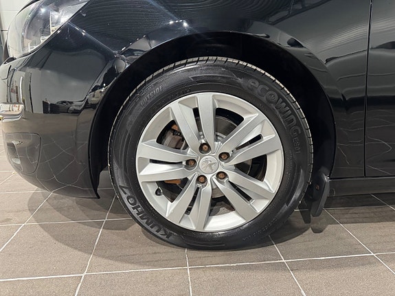 Peugeot 308 5 of 5