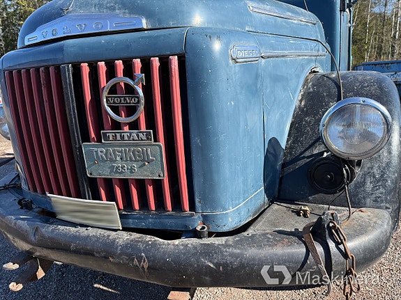 Lastbil Veteran Volvo Titan + 1 Axlad Briab Släp 18 of 27