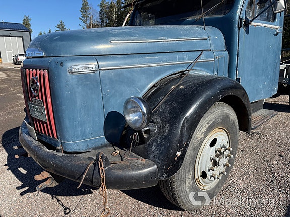 Lastbil Veteran Volvo Titan + 1 Axlad Briab Släp 14 of 27