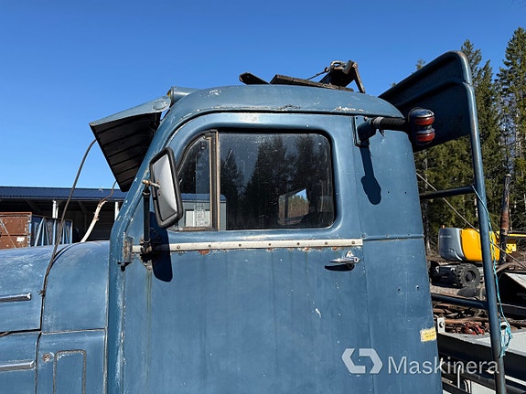 Lastbil Veteran Volvo Titan + 1 Axlad Briab Släp 10 of 27