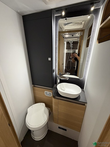 Adria MATRIX 670SL 14 of 15