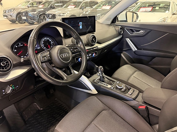 Audi Q2 14 of 19