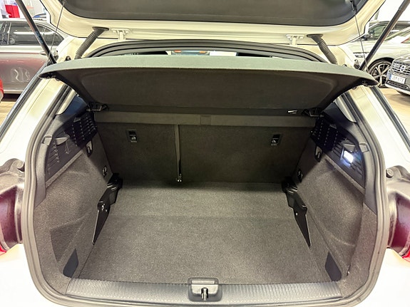 Audi Q2 19 of 19