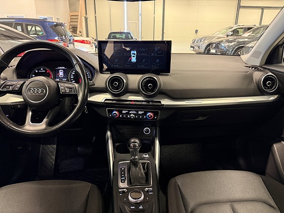 Audi Q2 15 of 19