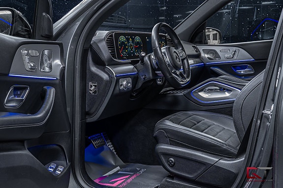 Mercedes-Benz GLE300 d 9 of 21