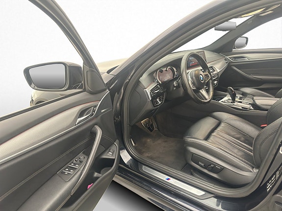 BMW 520d 11 of 30
