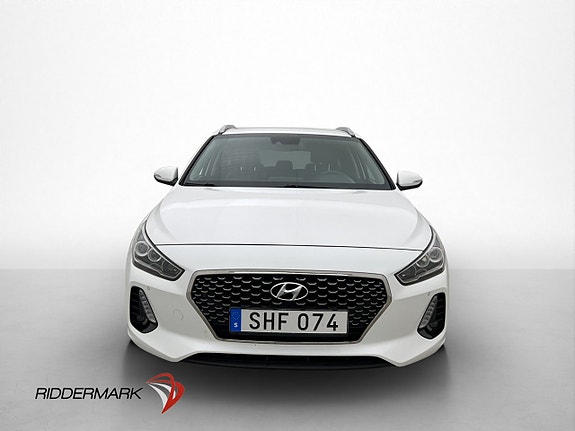 Hyundai i30 2 of 30
