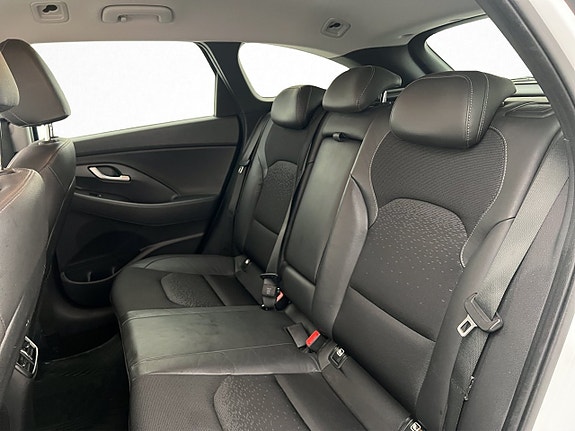 Hyundai i30 28 of 30