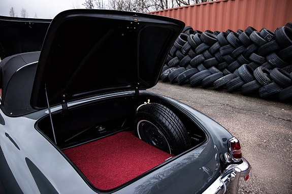 Mercedes-Benz 190 SL 6 of 9