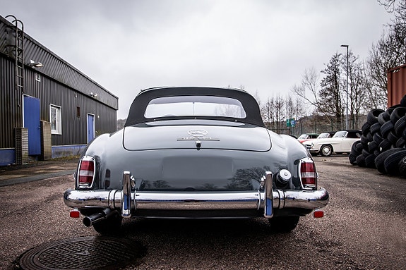 Mercedes-Benz 190 SL 9 of 9