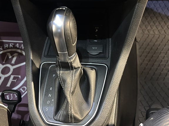 Volkswagen Caddy 6 of 24