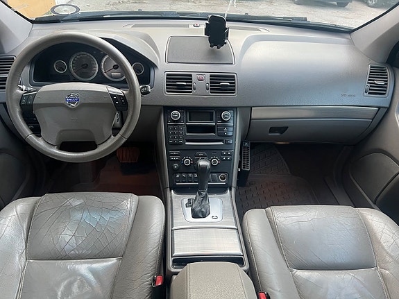 Volvo XC90 5 of 5