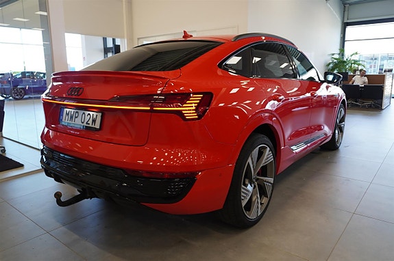 Audi Q8 e-tron 6 of 22