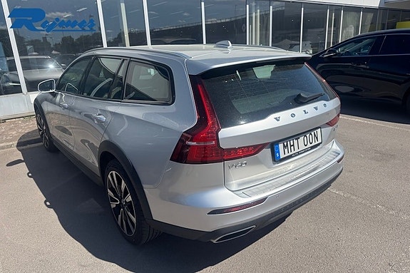 Volvo V60 Cross Country