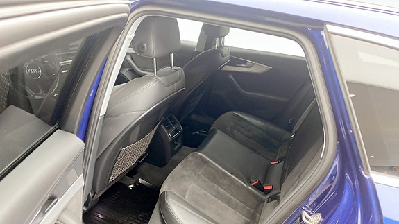 Audi A4 11 of 13