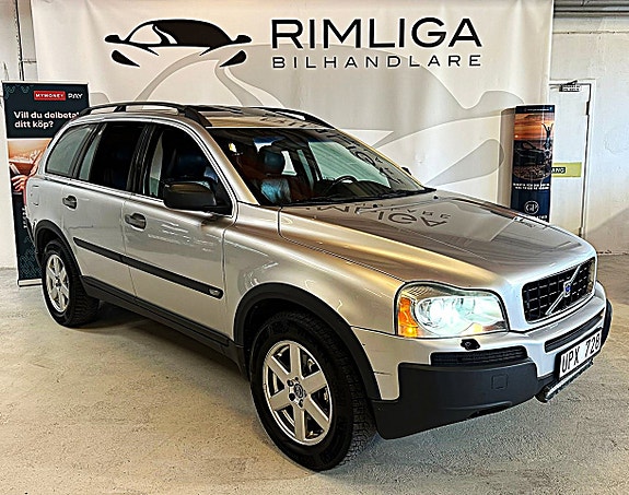 Volvo XC90 2 of 5