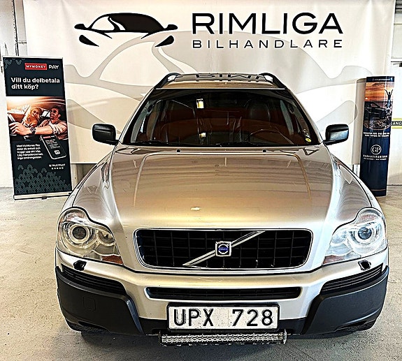 Volvo XC90 3 of 5