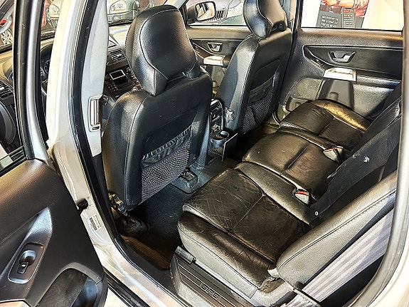 Volvo XC90 7 of 8